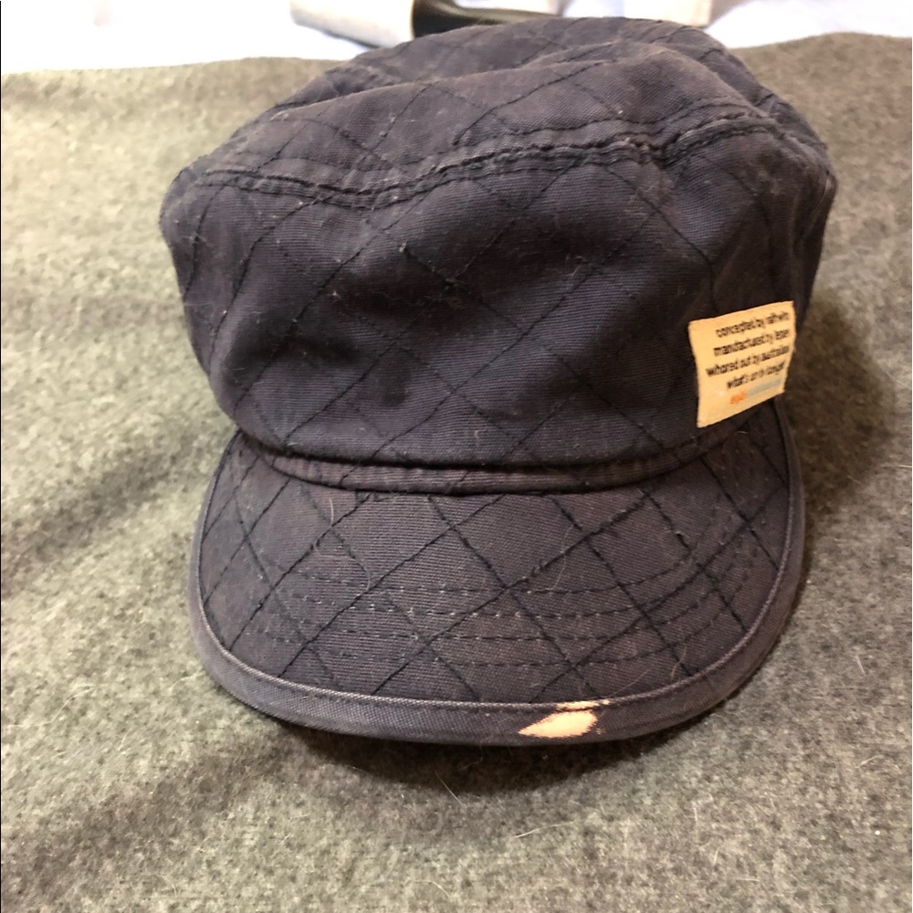 Enjoi military style skateboarding hat. Navy.